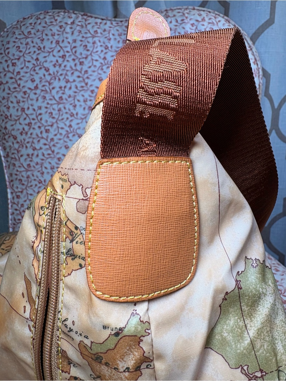 Alviero Martini Map-Print Crossbody in Tan and Brown - Picture 5 of 8